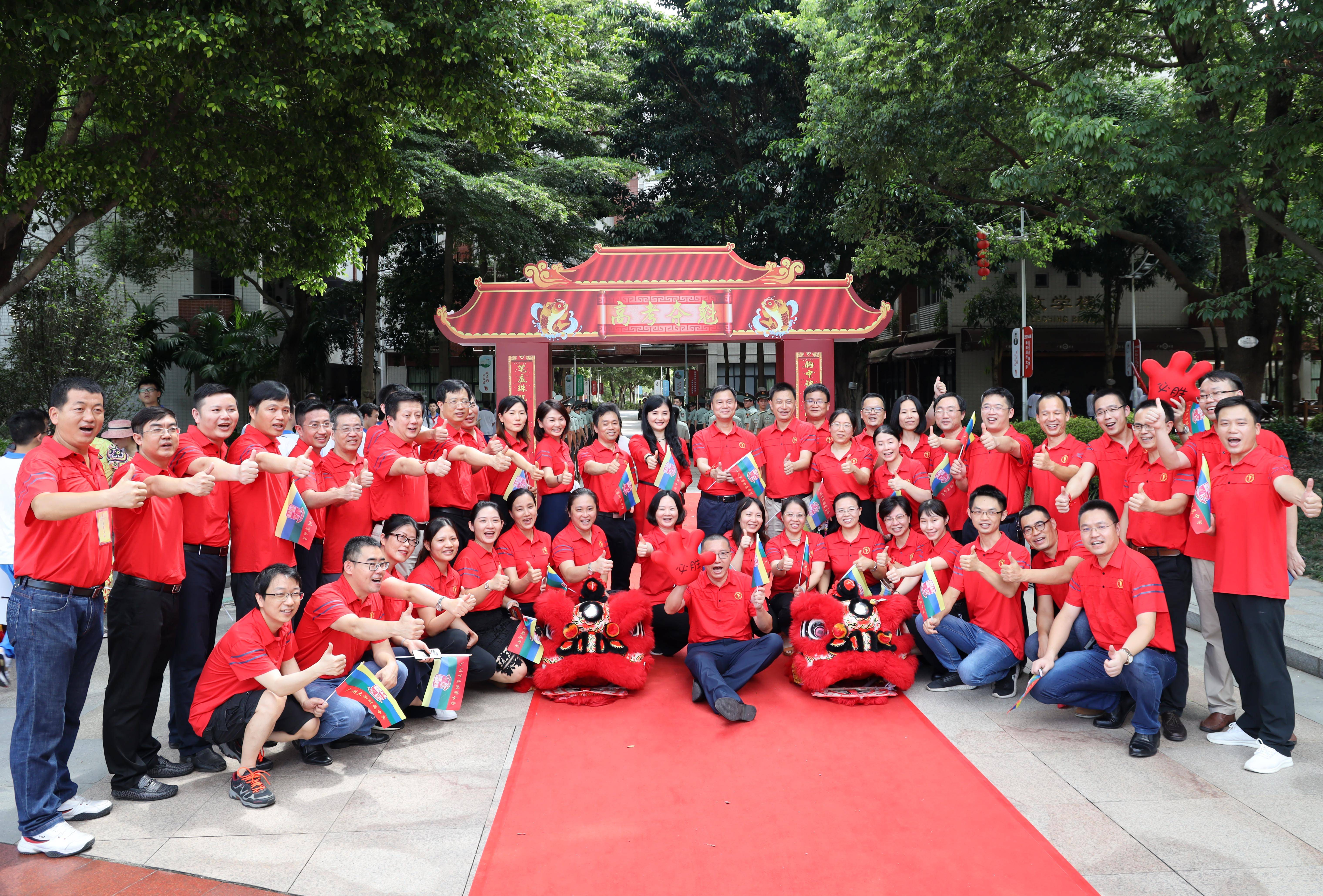 澳客网官网入口-包含火爆对决，势均力敌哪支队伍能夺魁的词条